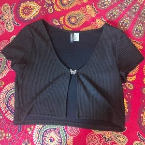 Butterfly Crop Top 🩷✨ Sz M